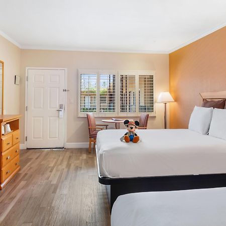 Anaheim Islander Inn And Suites Near Park And Convention Center Exteriér fotografie