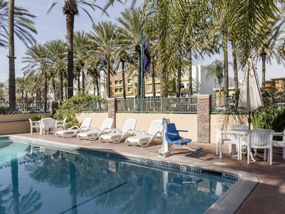 Anaheim Islander Inn And Suites Near Park And Convention Center Exteriér fotografie
