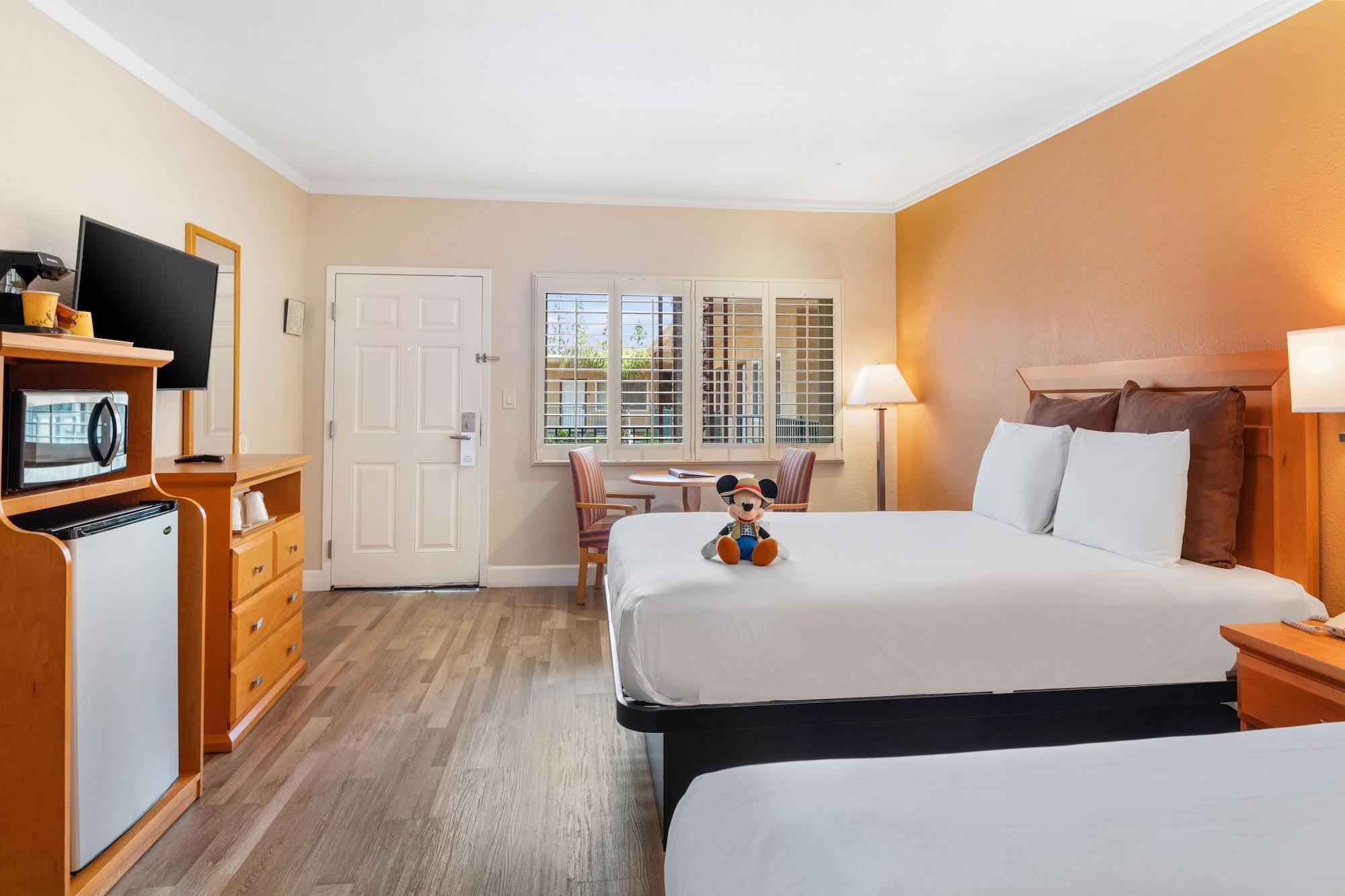 Anaheim Islander Inn And Suites Near Park And Convention Center Exteriér fotografie